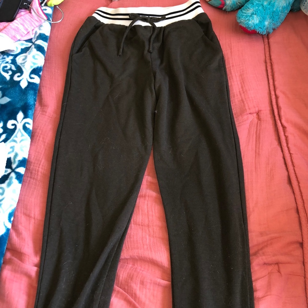 Kids sweatpants.